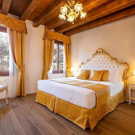 Laguna D'Oro Luxury Apartments Venesia Bagian luar foto