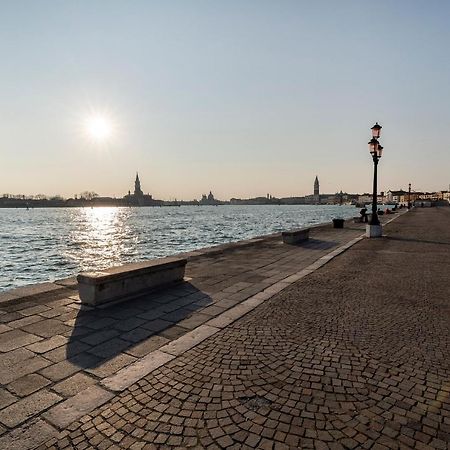 Laguna D'Oro Luxury Apartments Venesia Bagian luar foto