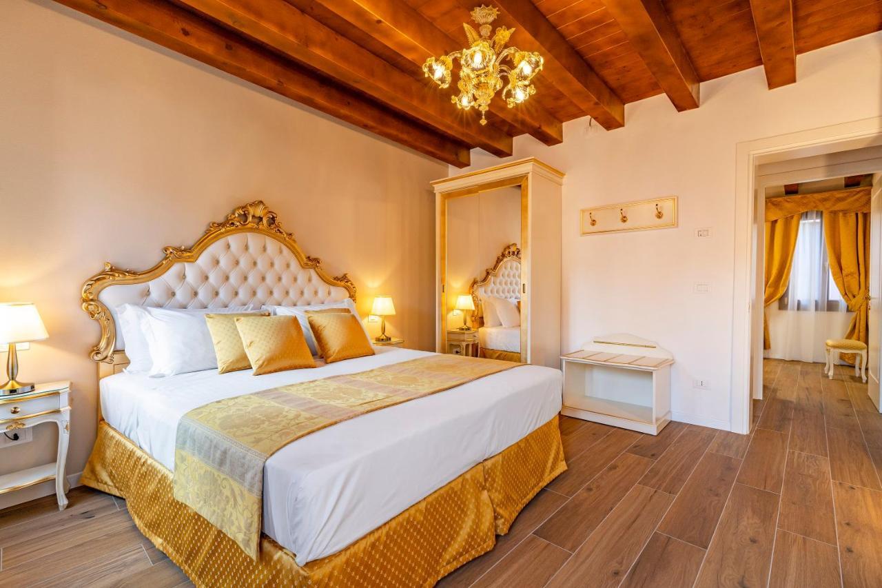 Laguna D'Oro Luxury Apartments Venesia Bagian luar foto