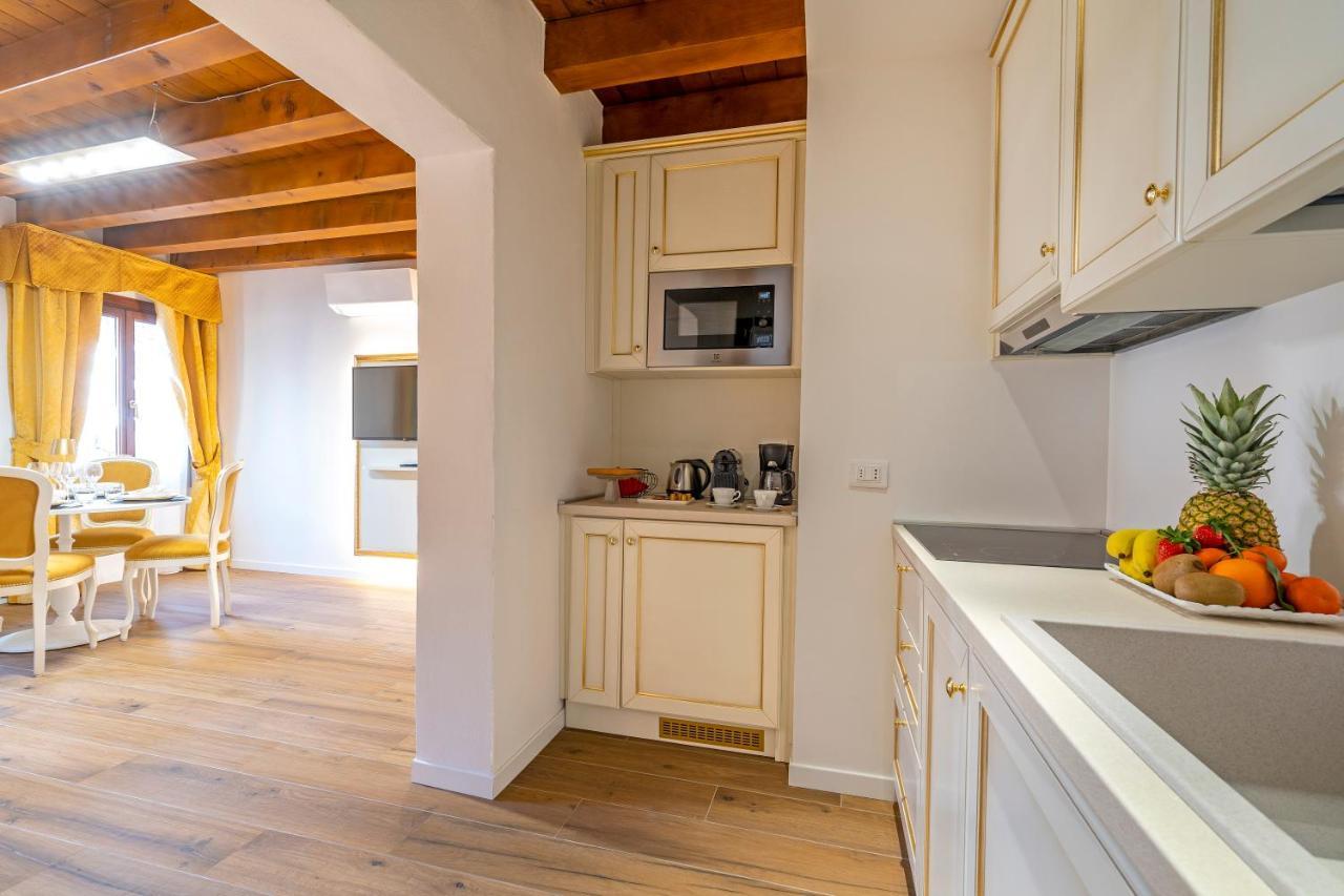 Laguna D'Oro Luxury Apartments Venesia Bagian luar foto