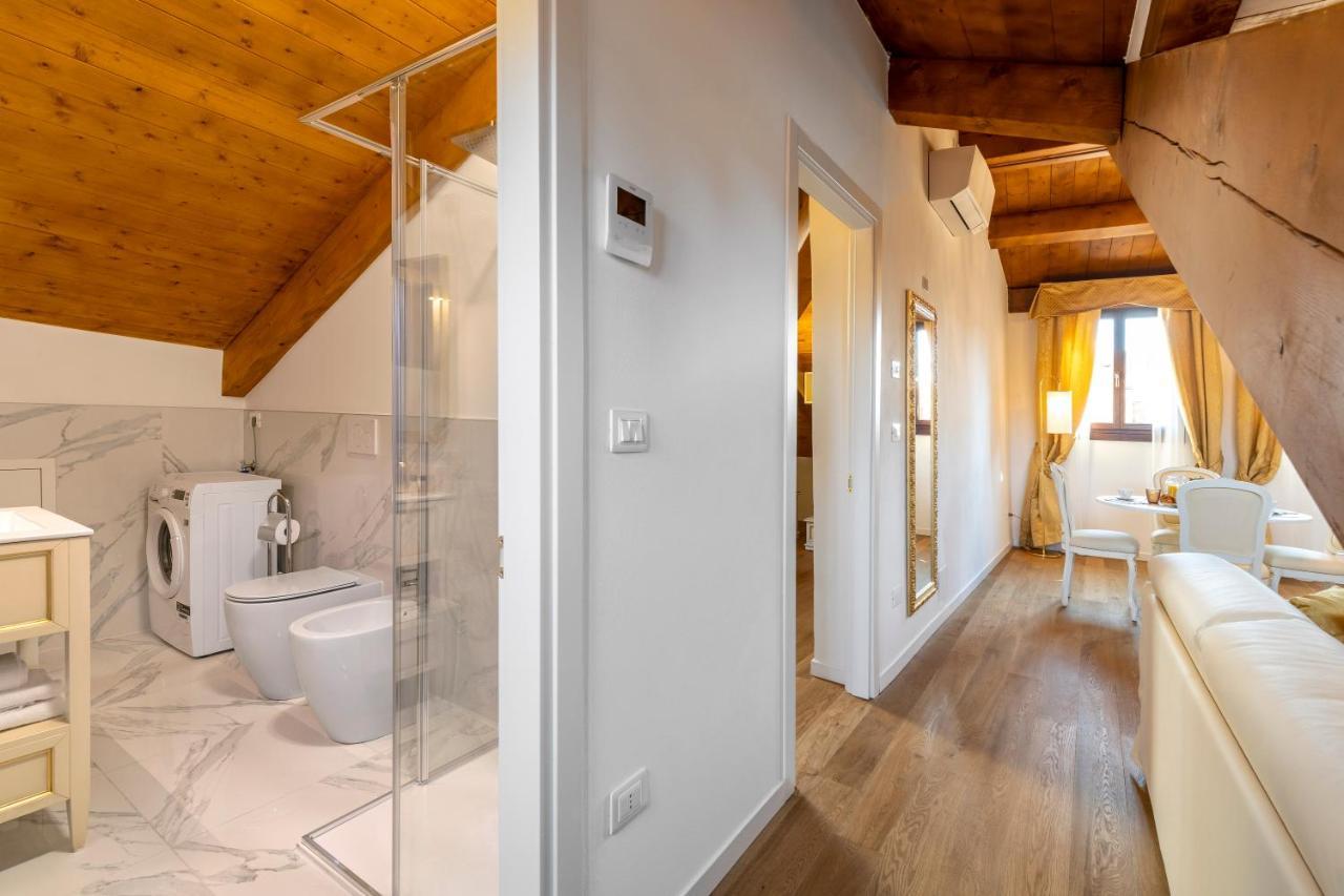 Laguna D'Oro Luxury Apartments Venesia Bagian luar foto