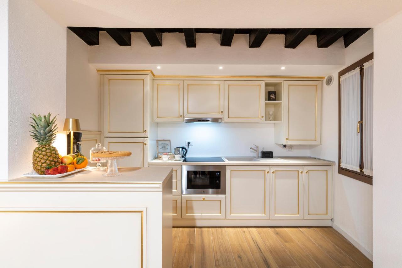 Laguna D'Oro Luxury Apartments Venesia Bagian luar foto