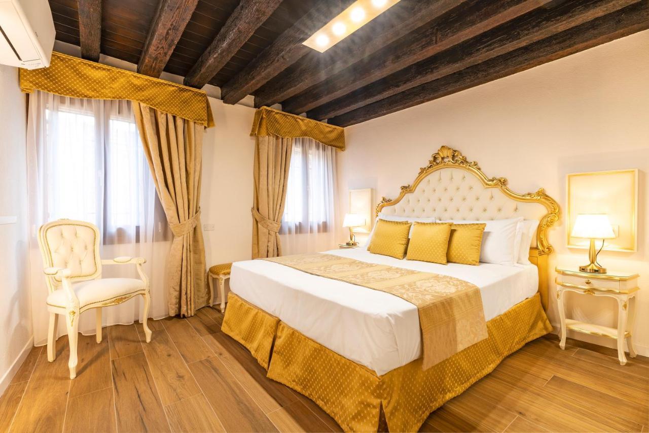 Laguna D'Oro Luxury Apartments Venesia Bagian luar foto