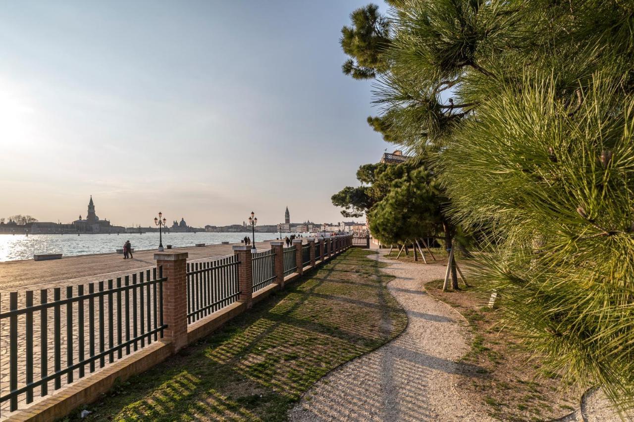 Laguna D'Oro Luxury Apartments Venesia Bagian luar foto