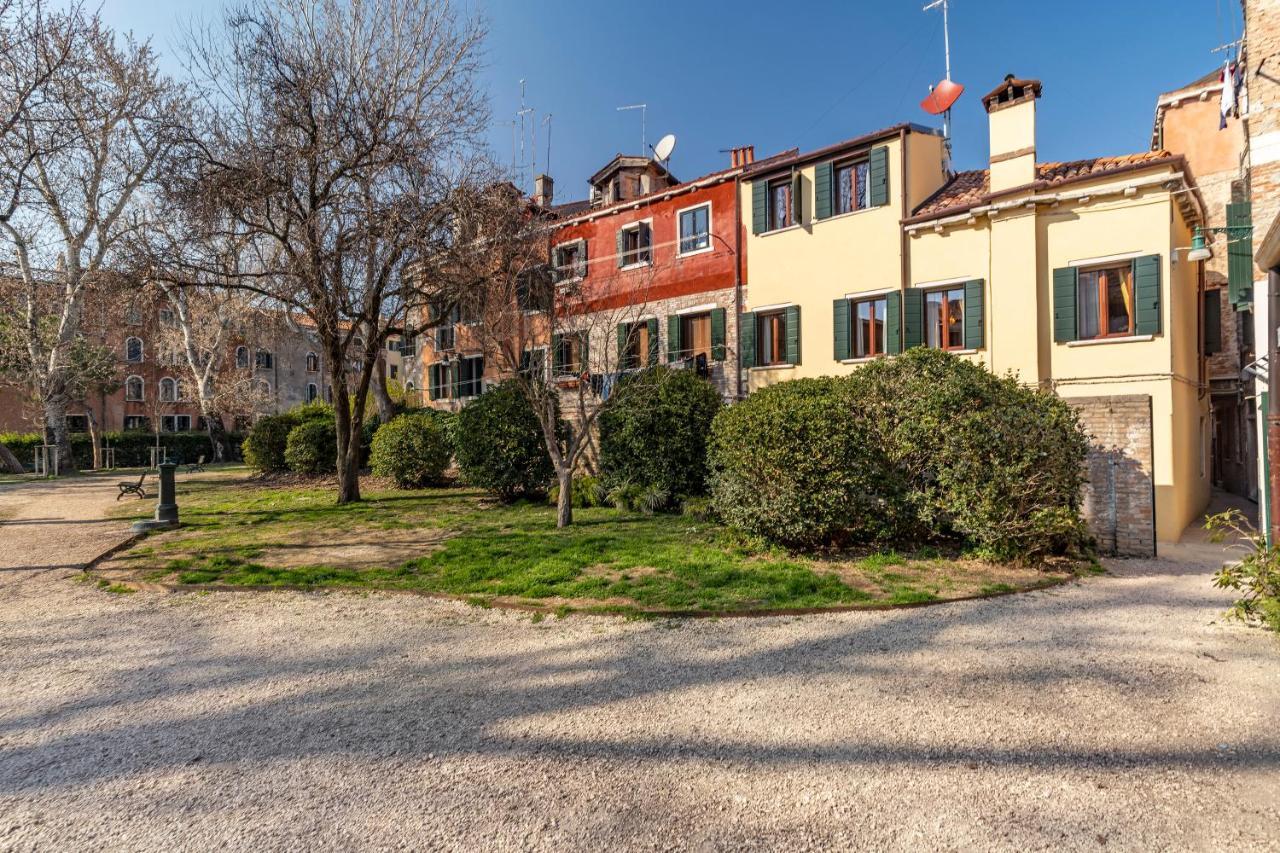 Laguna D'Oro Luxury Apartments Venesia Bagian luar foto